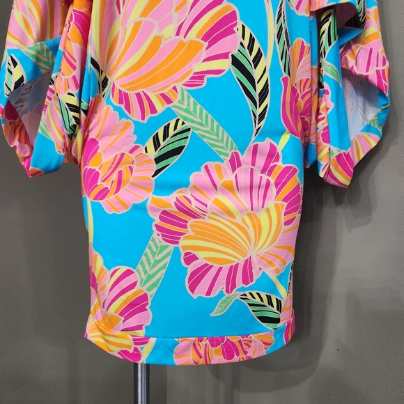 🆕️ Trina Turk Cover up - Picture 2 of 10